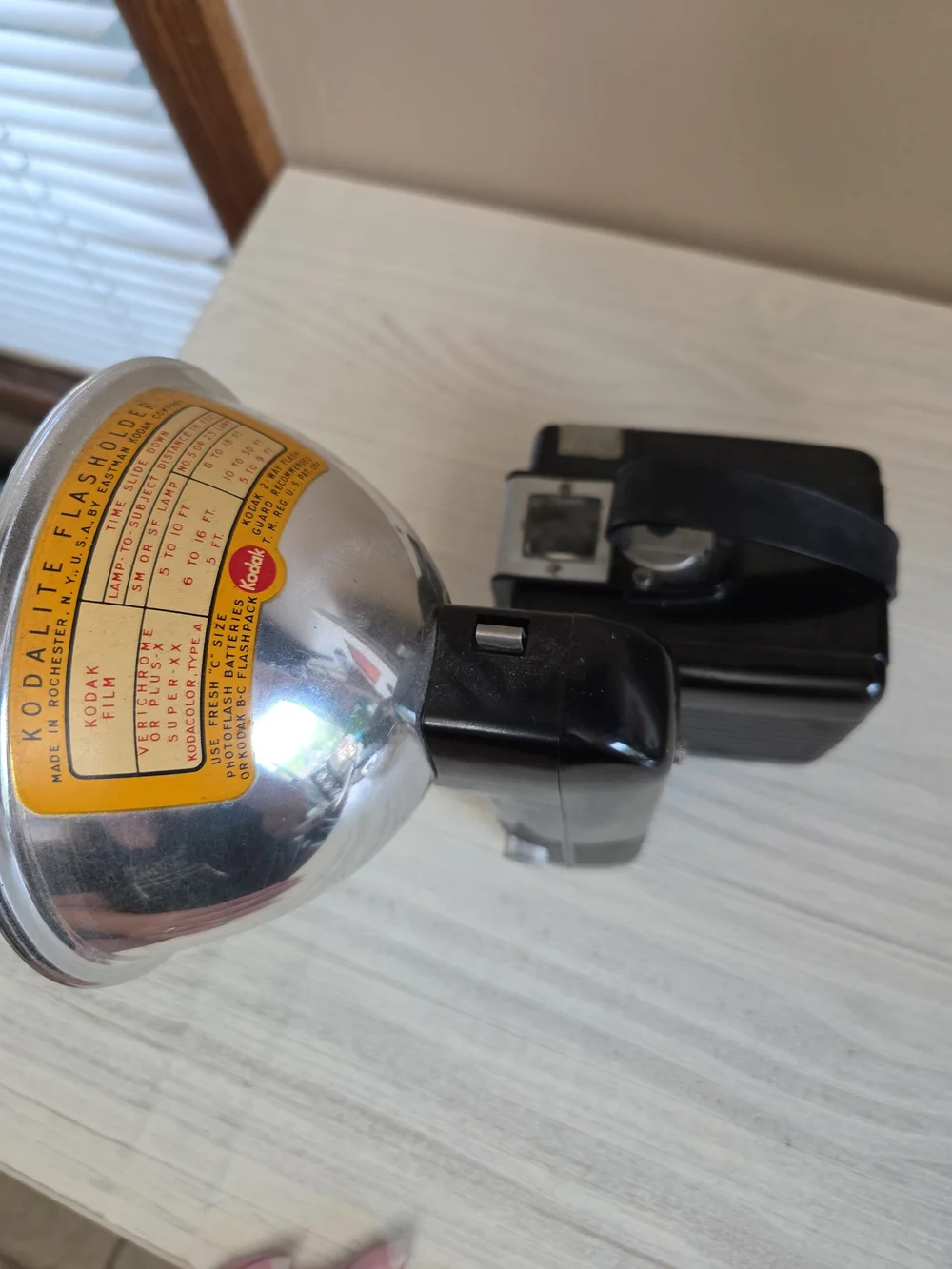Kodak Brownie Hawkeye Camera with Black Flash - Classic Vintage Styling Untested